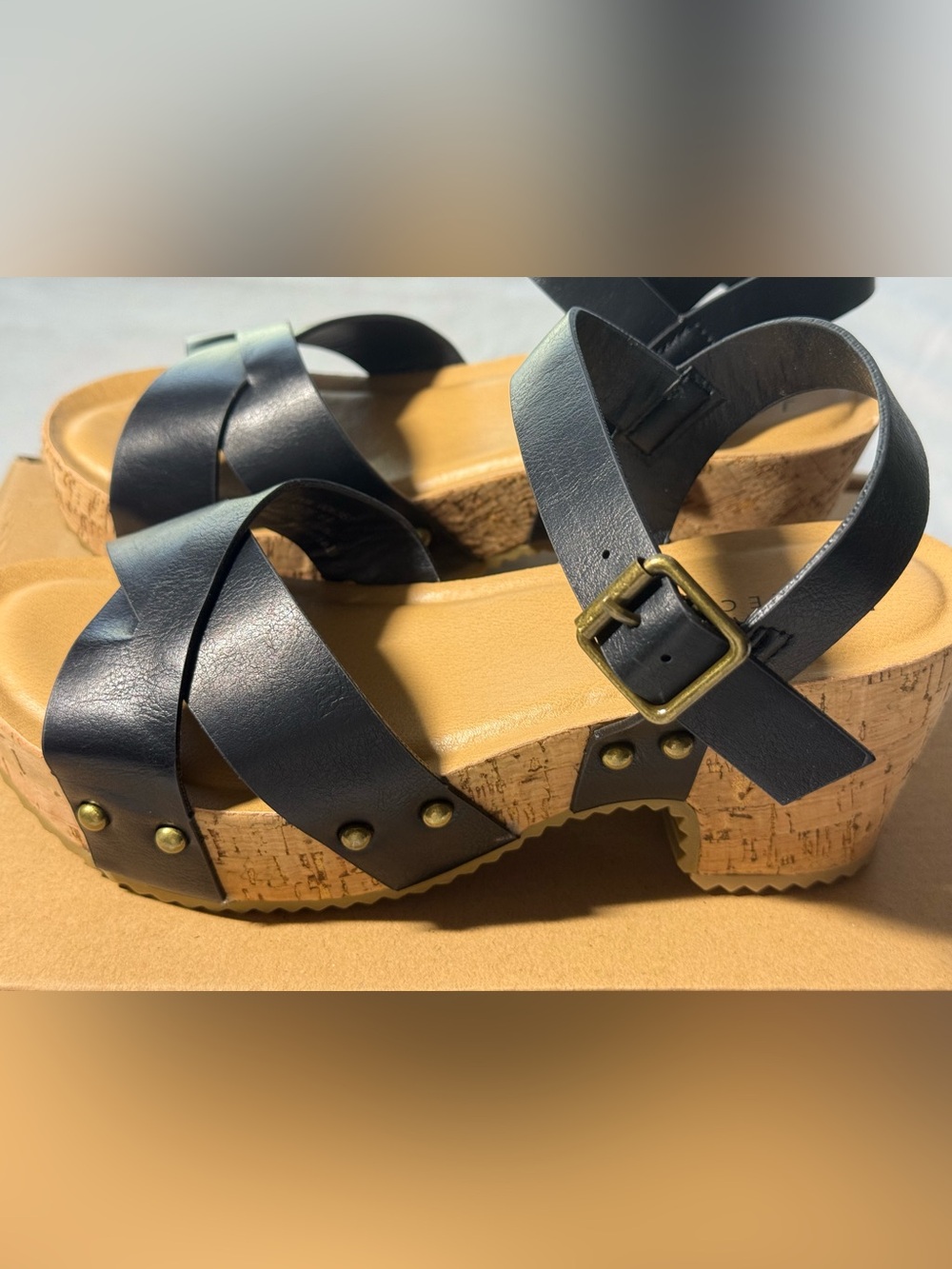 Journee Collection Black Valentina Platform Sandals.  Size 6 1/2.